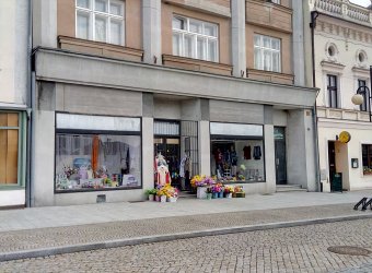 Vysušení vlhkého zdiva v prodejně oděvů na náměstí Lipník nad Bečvou
